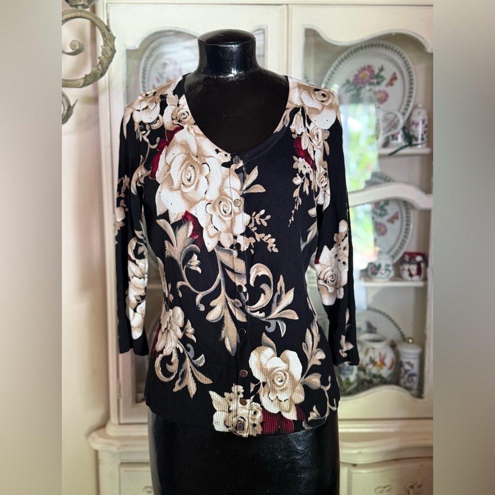White House Black Market Floral Cardigan  with Sparkles Size Medium